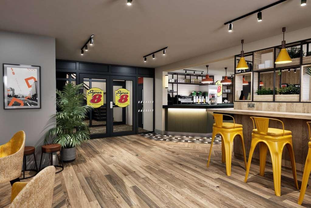 Hotel Super 8 By Wyndham East 3*