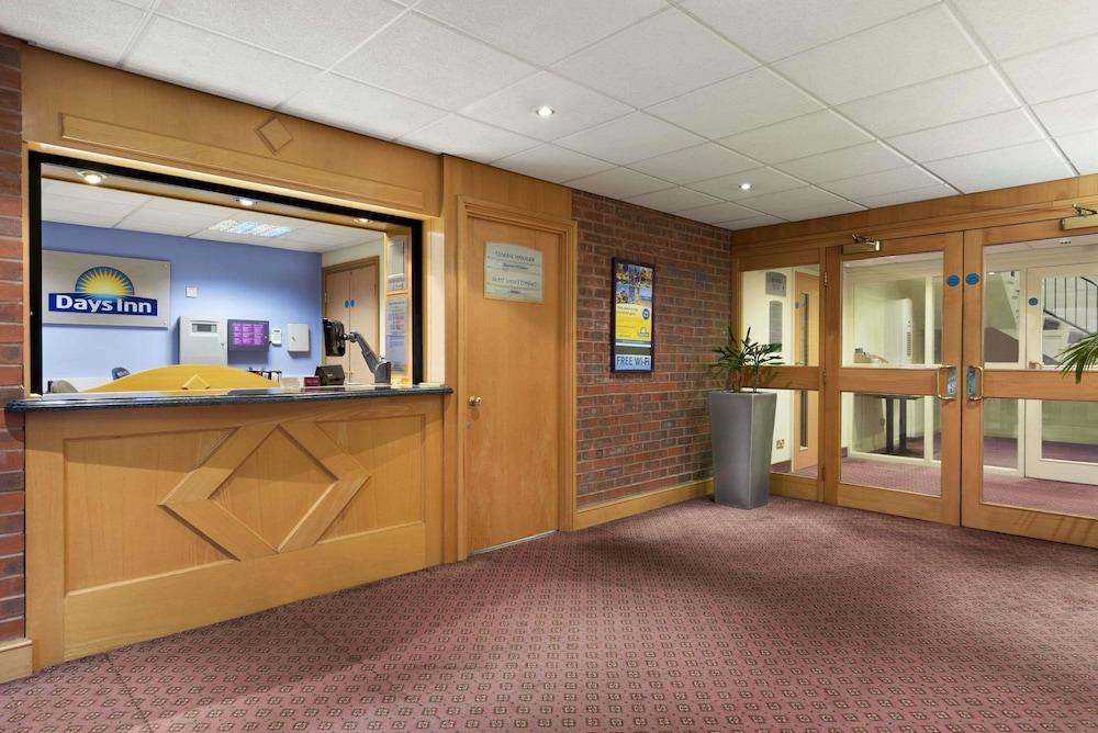 Super 8 By Wyndham East 3* Chester