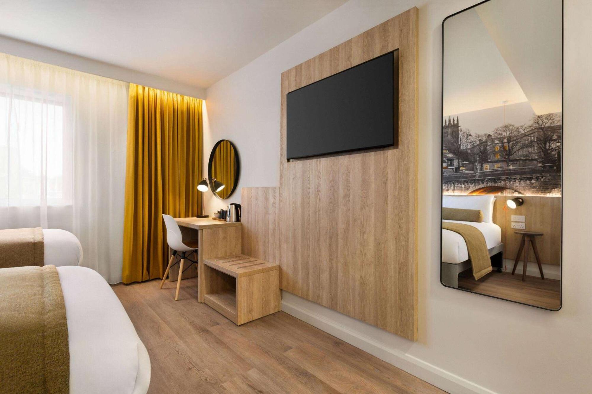 Hotel Super 8 By Wyndham East Chester