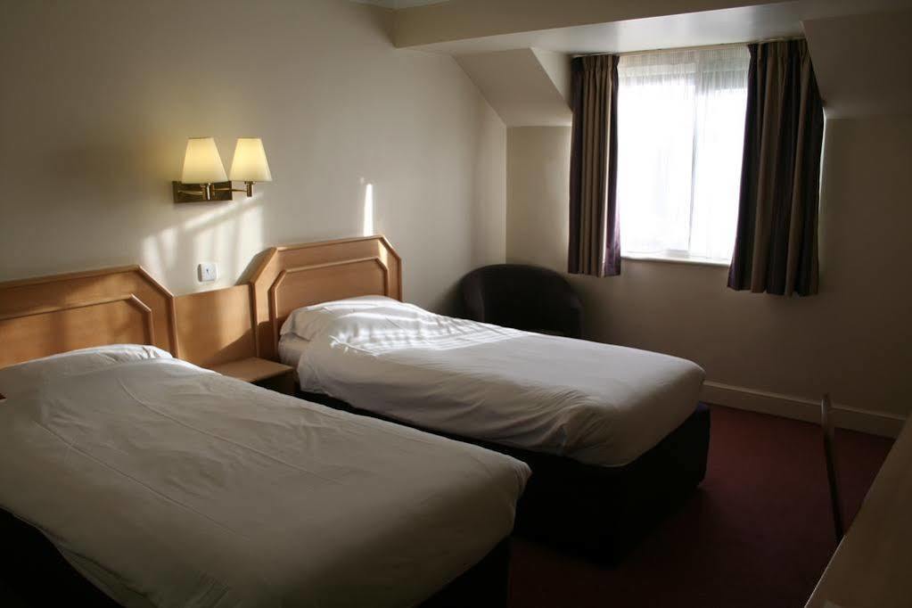 Hotel Super 8 By Wyndham East